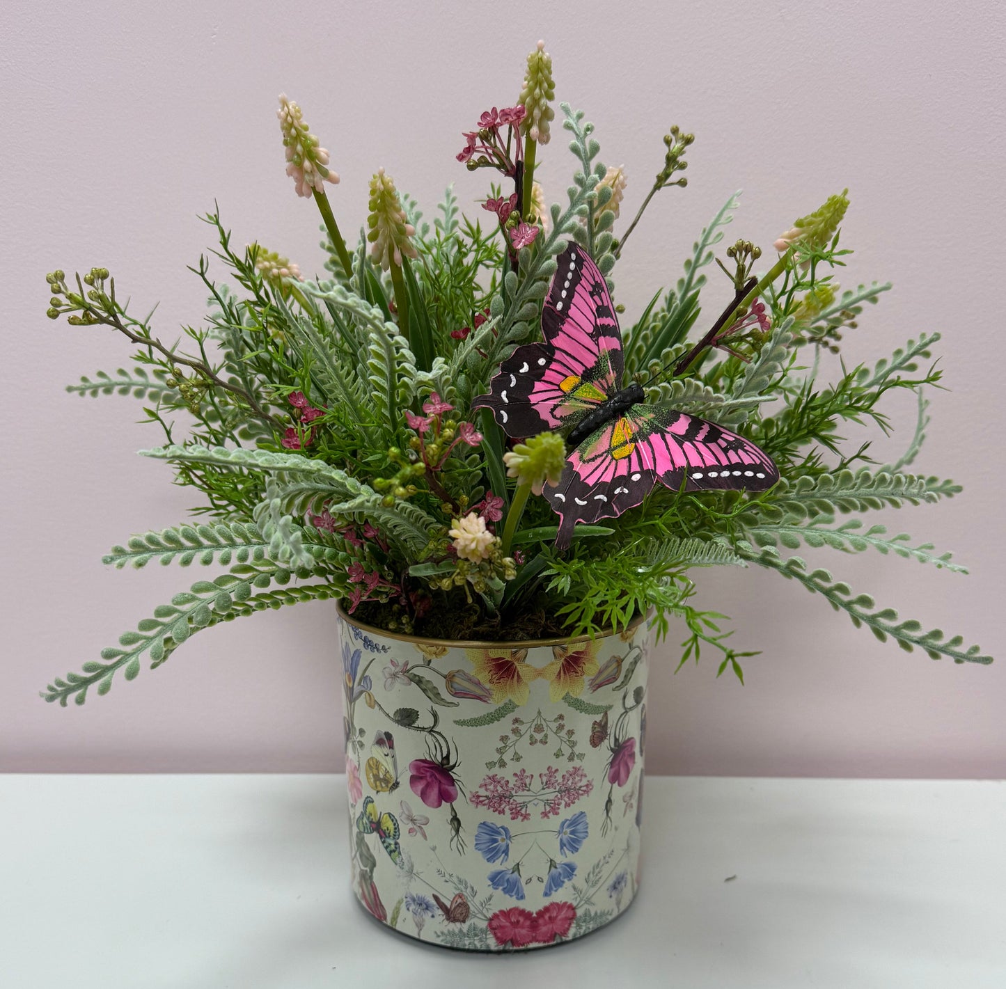 Large Butterfly Tin w/ floral