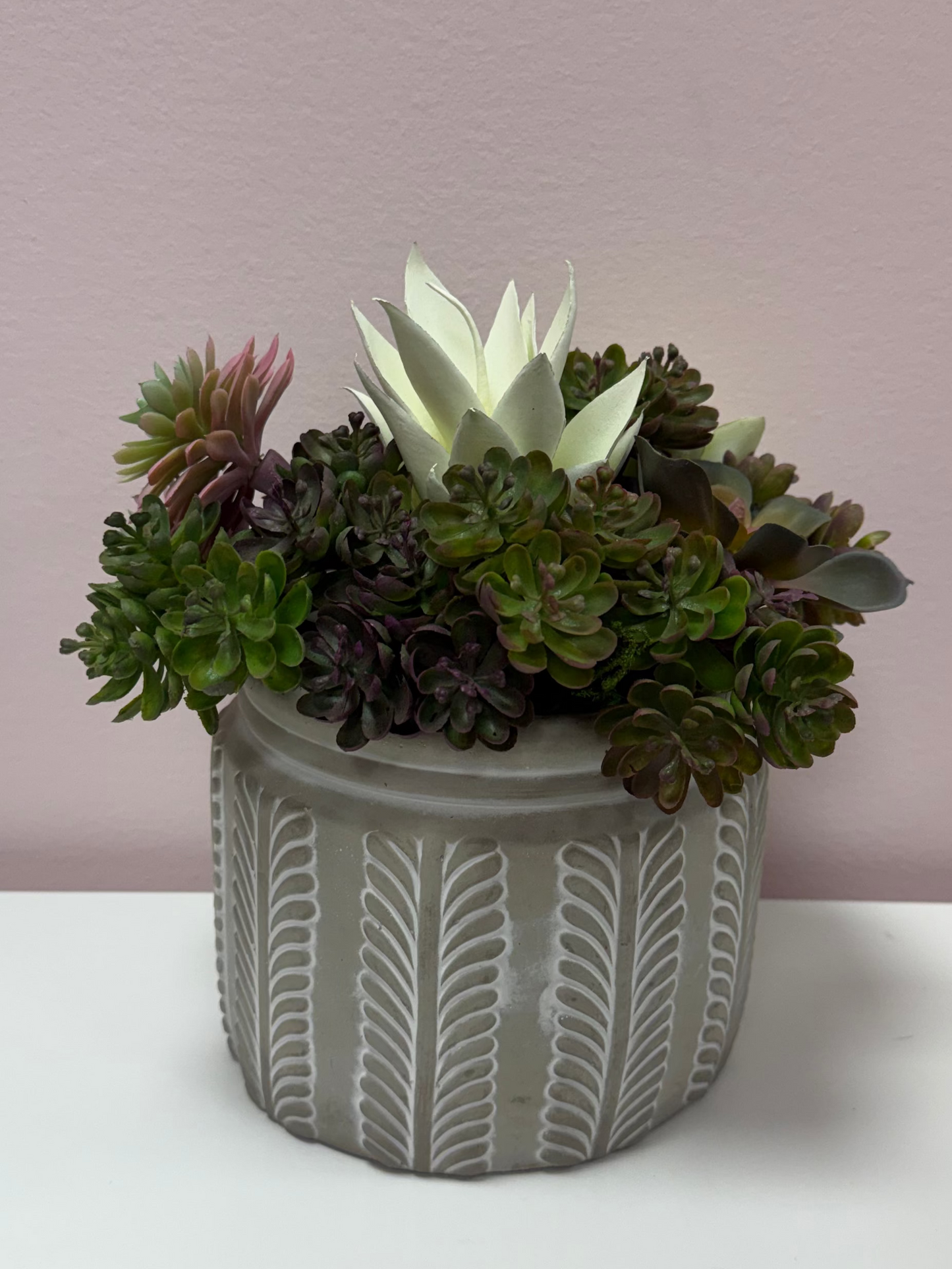 Laurel Leaf Pot with Florals