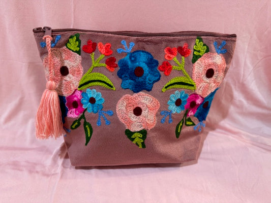 Large Embroidered Make-Up Bag / Mauve