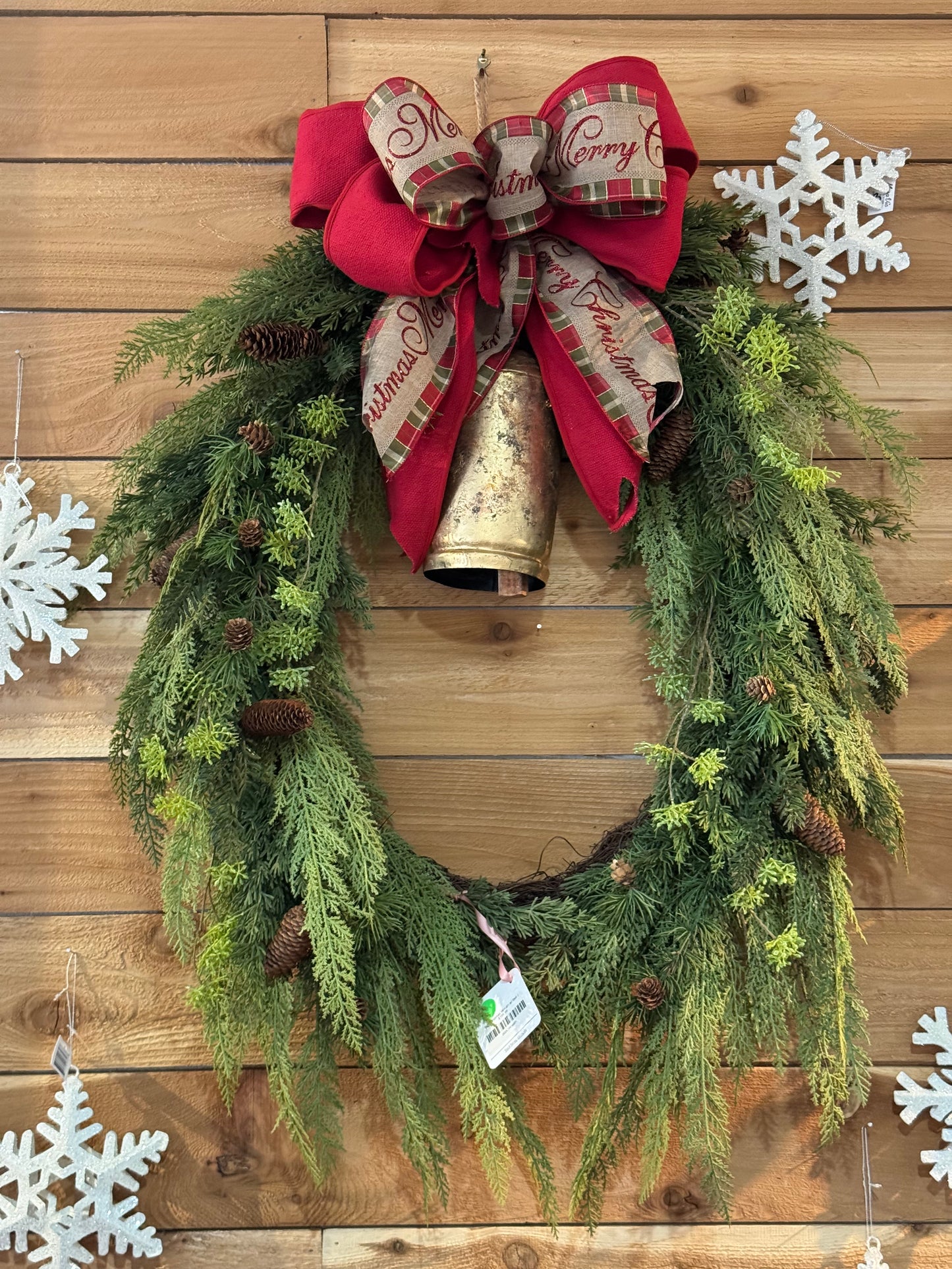 Big Christmas Wreath w/ Bell