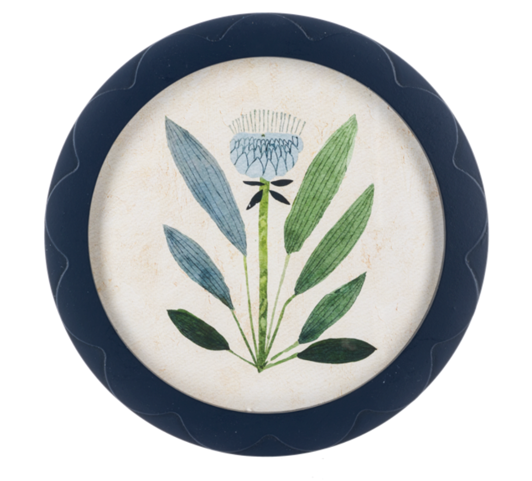 Round Scallop Framed Flower